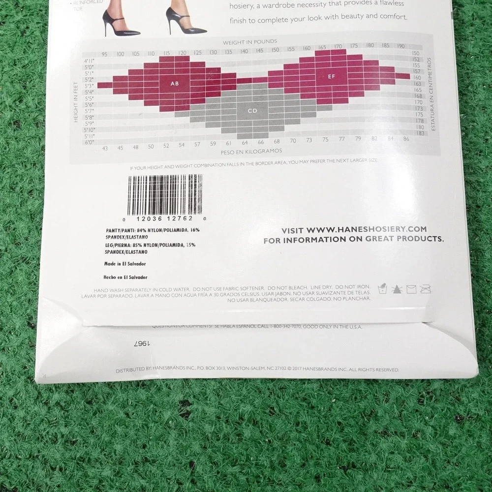 Hanes Silk Reflections Womens‎ Pantyhose EF Beige Silky Sheer Control Top
